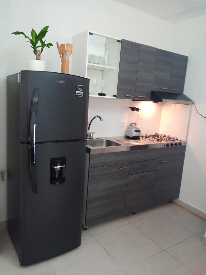 Vip Apartasuites Rosales Меделин Екстериор снимка