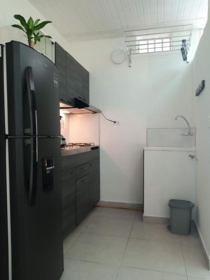 Vip Apartasuites Rosales Меделин Екстериор снимка