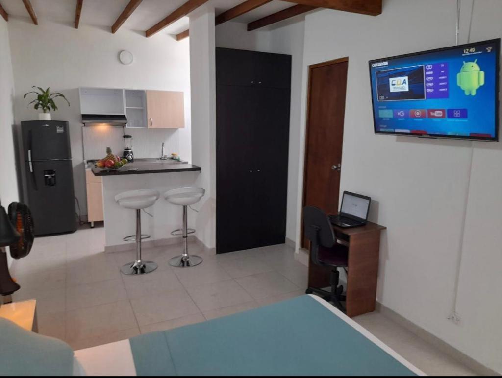 Vip Apartasuites Rosales Меделин Екстериор снимка