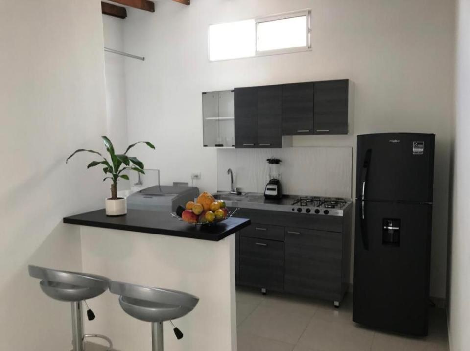 Vip Apartasuites Rosales Меделин Екстериор снимка