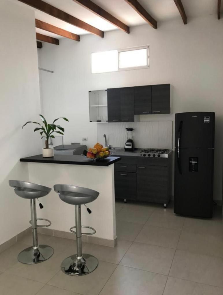 Vip Apartasuites Rosales Меделин Екстериор снимка