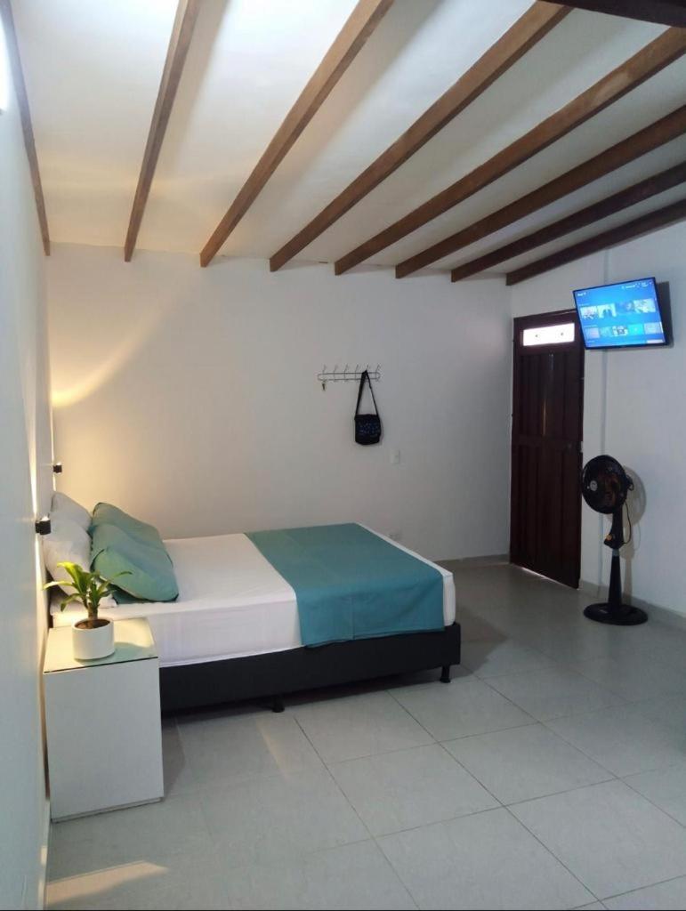 Vip Apartasuites Rosales Меделин Екстериор снимка